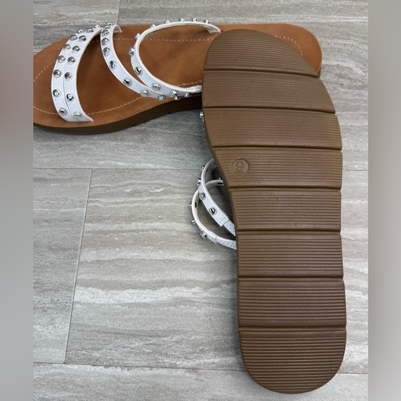 Dunes Ingrid Studded Strappy Sandals Womens Size 9 - Picture 8 of 9